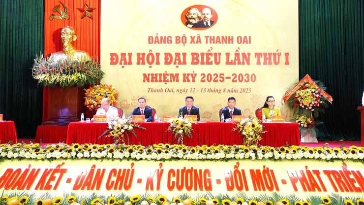 Đại hội đại biểu Đảng bộ xã Thanh Oai lần thứ I, nhiệm kỳ 2025 -2030: Khơi dậy khát vọng, vững vàng bước vào kỷ nguyên mới- Ảnh 6.