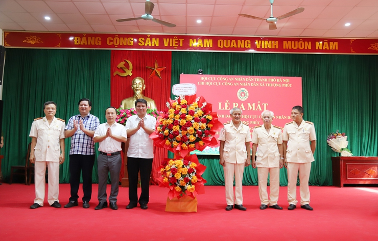 Chi hội Cựu Công an Nhân dân xã Thượng Phúc tổ chức Lễ ra mắt và kỷ niệm 80 năm ngày truyền thống Công an Nhân dân Việt Nam (19/8/1945 – 19/8/2025)- Ảnh 2.