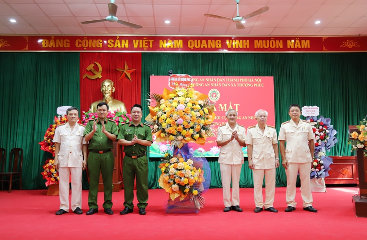 Chi hội Cựu Công an Nhân dân xã Thượng Phúc tổ chức Lễ ra mắt và kỷ niệm 80 năm ngày truyền thống Công an Nhân dân Việt Nam (19/8/1945 – 19/8/2025)- Ảnh 3.