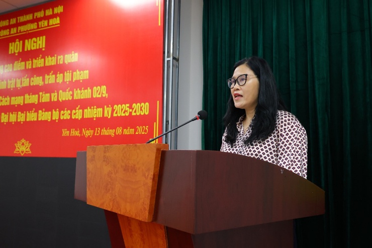 Công an phường Yên Hòa phát động cao điểm ra quân triển khai tấn công, trấn áp các loại tội phạm, đảm bảo an ninh, trật tự trên địa bàn.- Ảnh 4.