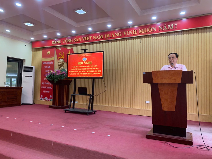 TẬP HUẤN TÍN DỤNG CHÍNH SÁCH ĐỐI VỚI CÁN BỘ HỘI ĐOÀN THỂ PHƯỜNG, GẶP MẶT CÁC TỔ TIẾT KIỆM VÀ VAY VỐN TRÊN ĐỊA BÀN PHƯỜNG VĂN MIẾU- QUỐC TỬ GIÁM- Ảnh 2.