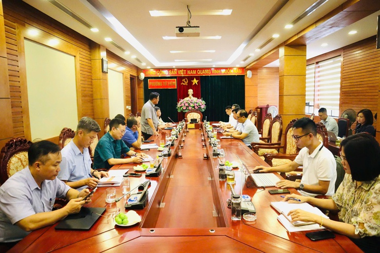 Đảng ủy phường Từ Liêm tổ chức hội nghị triển khai công tác tuyên truyền trước, trong và sau Đại hội Đảng bộ phường Từ Liêm lần thứ I,
 nhiệm kỳ 2025 - 2030.
- Ảnh 1.