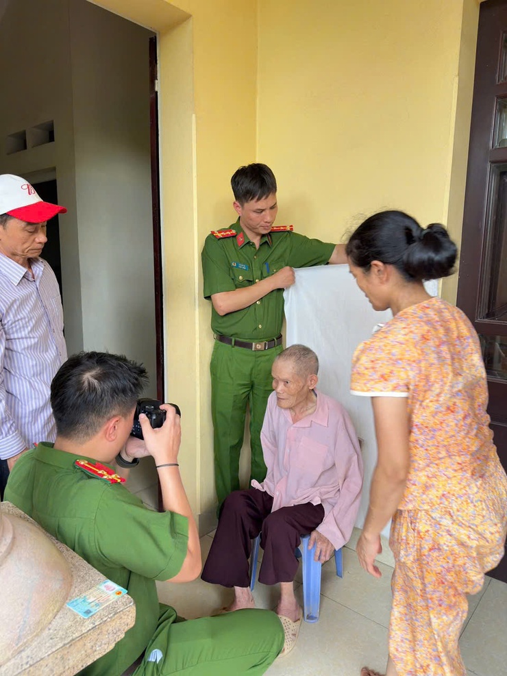 Tam Hưng hoàn thành 100% cấp thẻ Đảng viên điện tử- Ảnh 3.