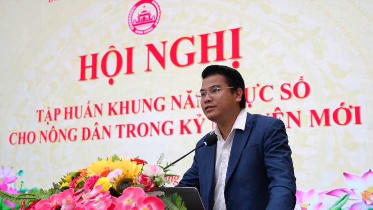 Xã Bình Minh tổ chức hội nghị phát động phong trào Bình dân học vụ số và công bố Quyết định thành lập các tổ chuyển đổi số cộng đồng- Ảnh 5.