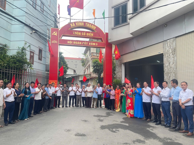 Thôn Cổ Điển, xã Vĩnh Thanh long trọng tổ chức Lễ khánh thành cổng làng.- Ảnh 9.