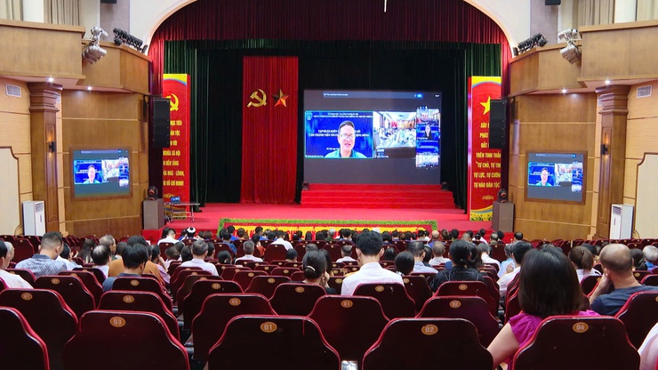 Xã Thanh Trì: Nâng cao kiến thức số cho thành viên Tổ chuyển đổi số cộng đồng trên địa bàn xã- Ảnh 1.