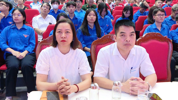 Xã Thanh Trì: Nâng cao kiến thức số cho thành viên Tổ chuyển đổi số cộng đồng trên địa bàn xã- Ảnh 3.