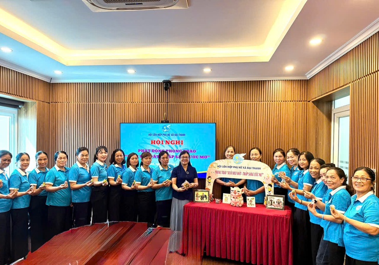 Hội LHPN xã Đại Thanh: Phát động phong trào "Nuôi heo đất - thắp sáng những ước mơ" - Ảnh 3.
