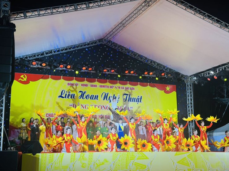 LIÊN HOAN NGHỆ THUẬT “ĐẢNG TRONG TIM TA”- Ảnh 3.
