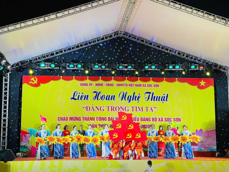 LIÊN HOAN NGHỆ THUẬT “ĐẢNG TRONG TIM TA”- Ảnh 4.