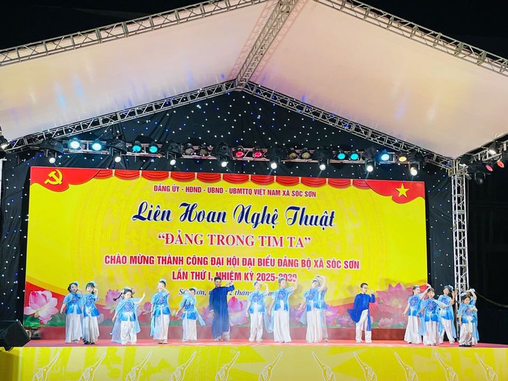LIÊN HOAN NGHỆ THUẬT “ĐẢNG TRONG TIM TA”- Ảnh 6.