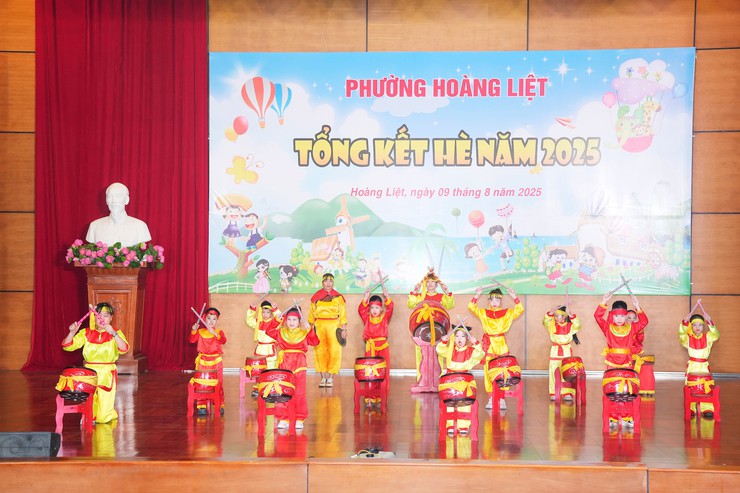 Phường Hoàng Liệt tổ chức Hội nghị tổng kết hoạt động thiếu nhi hè năm 2025- Ảnh 7.