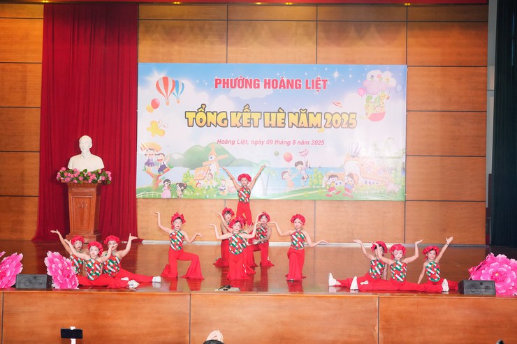 Phường Hoàng Liệt tổ chức Hội nghị tổng kết hoạt động thiếu nhi hè năm 2025- Ảnh 8.