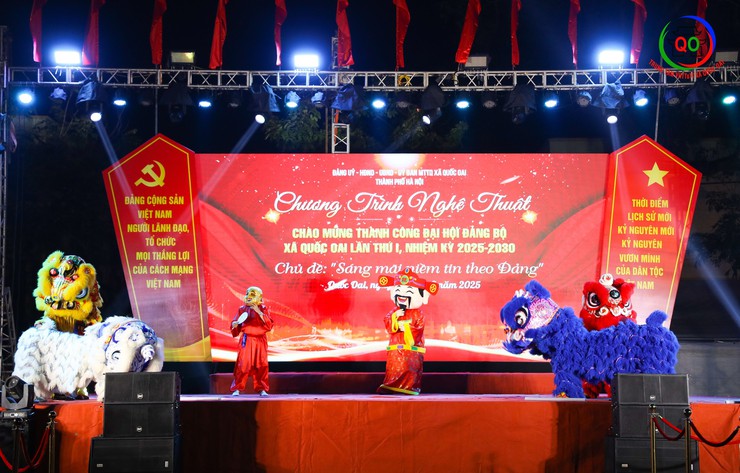Ấn tượng từ Đêm liên hoan nghệ thuật “Sáng mãi niềm tin theo Đảng” – Chào mừng thành công Đại hội Đảng bộ xã Quốc Oai lần thứ I, nhiệm kỳ 2025–2030- Ảnh 9.