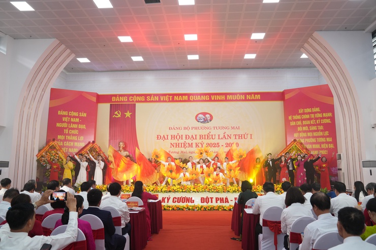 NHỮNG HÌNH ẢNH ẤN TƯỢNG TẠI ĐẠI HỘI ĐẠI BIỂU ĐẢNG BỘ PHƯỜNG TƯƠNG MAI LẦN THỨ I, NHIỆM KỲ 2025-2030- Ảnh 18.