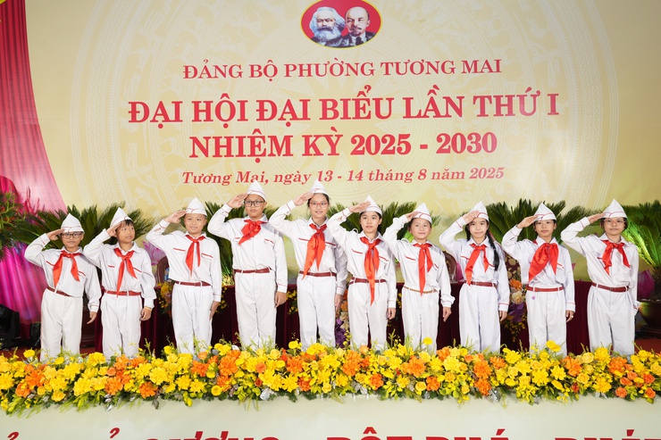 NHỮNG HÌNH ẢNH ẤN TƯỢNG TẠI ĐẠI HỘI ĐẠI BIỂU ĐẢNG BỘ PHƯỜNG TƯƠNG MAI LẦN THỨ I, NHIỆM KỲ 2025-2030- Ảnh 19.