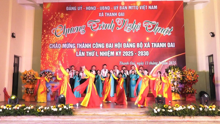 ĐẶC SẮC CHƯƠNG TRÌNH NGHỆ THUẬT CHÀO MỪNG THÀNH CÔNG ĐẠI HỘI ĐẠI BIỂU ĐẢNG BỘ XÃ THANH OAI LẦN THỨ I, NHIỆM KỲ 2025-2030- Ảnh 4.
