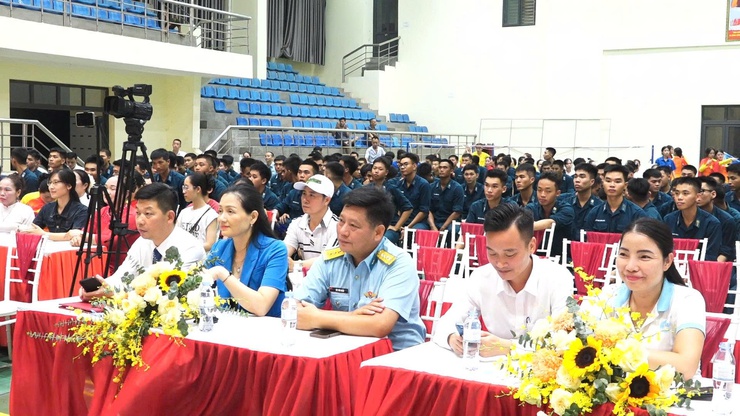 ĐẶC SẮC CHƯƠNG TRÌNH NGHỆ THUẬT CHÀO MỪNG THÀNH CÔNG ĐẠI HỘI ĐẠI BIỂU ĐẢNG BỘ XÃ THANH OAI LẦN THỨ I, NHIỆM KỲ 2025-2030- Ảnh 5.