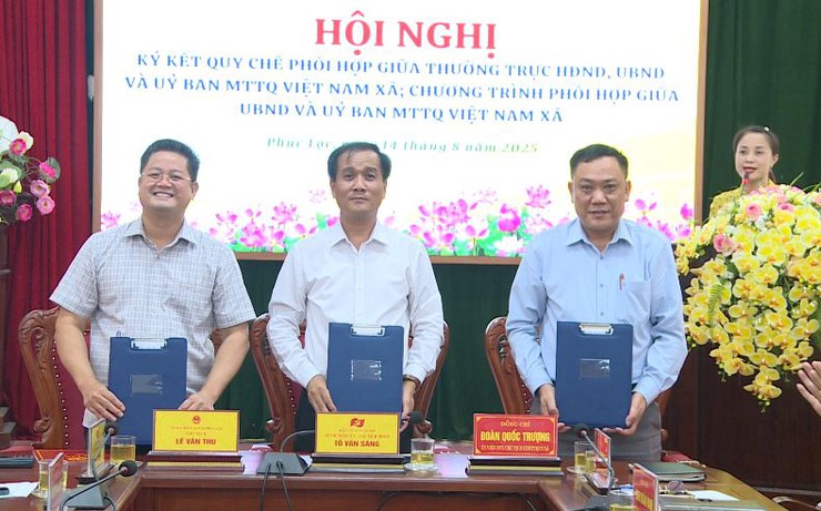 Hội nghị ký kết Quy chế phối hợp giữa Thường trực HĐND, UBND và Ủy ban MTTQ Việt Nam xã; Chương trình phối hợp công tác giữa UBND và Ủy ban MTTQ Việt Nam xã- Ảnh 6.