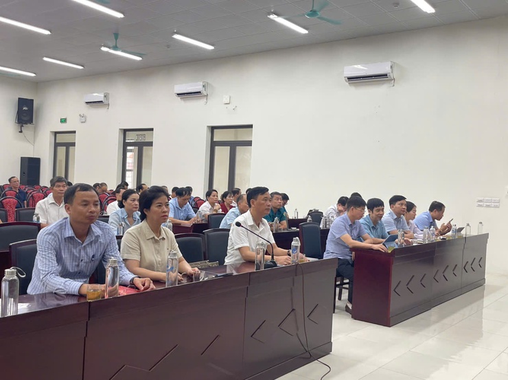 Phường Phú Lương tham dự hội nghị trực tuyến Thành ủy Hà Nội triển khai thực hiện Nghị quyết số 66 của Bộ Chính trị- Ảnh 2.