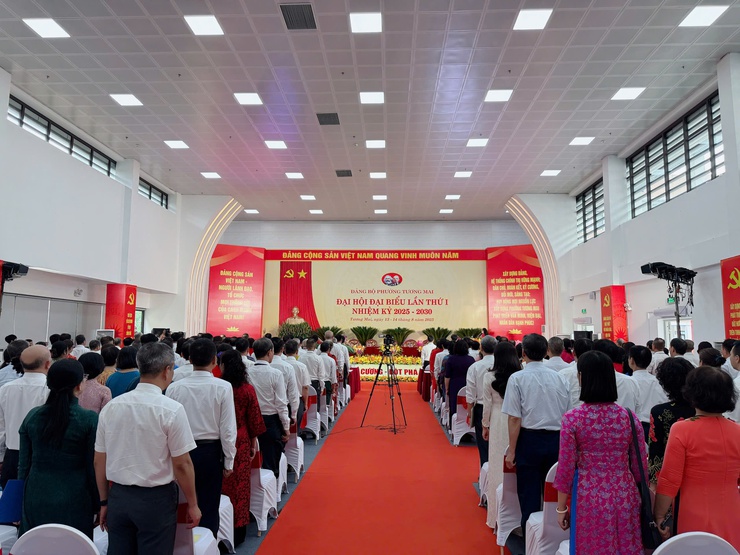 NHỮNG HÌNH ẢNH ẤN TƯỢNG TẠI ĐẠI HỘI ĐẠI BIỂU ĐẢNG BỘ PHƯỜNG TƯƠNG MAI LẦN THỨ I, NHIỆM KỲ 2025-2030- Ảnh 5.