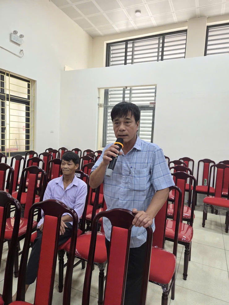 Hội nghị gặp mặt lãnh đạo thôn, tổ dân phố trên địa bàn xã để giới thiệu các đầu mối liên hệ công tác của UBND xã.- Ảnh 4.