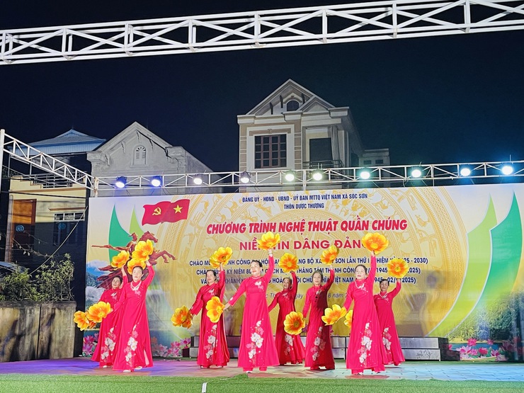 THÔN DƯỢC THƯỢNG TỔ CHỨC LIÊN HOAN NGHỆ THUẬT "NIỀM TIN DÂNG ĐẢNG"- Ảnh 12.