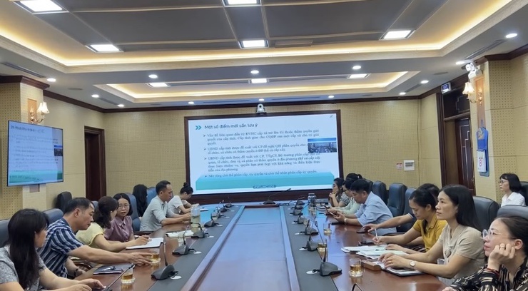 Phúc Thọ đẩy mạnh chuyển đổi số, nâng cao hiệu quả hoạt động chính quyền 2 cấp- Ảnh 1.