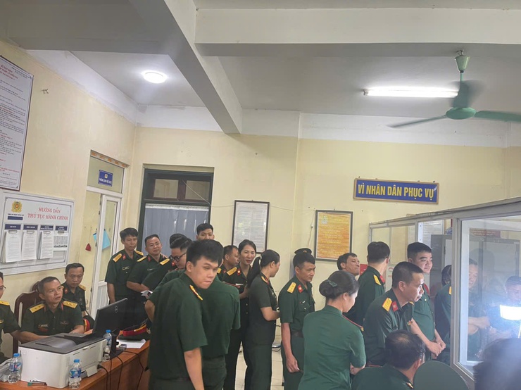 Xã Suối Hai tập trung hoàn thành cấp đổi thẻ đảng viên, bảo đảm chính xác, đồng bộ, kịp thời- Ảnh 2.