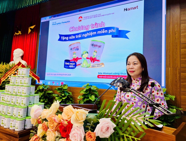 Trao tặng 165 suất sữa Hismart cho 112 trẻ em dưới 15 tháng tuổi tại xã Quốc Oai: chung tay vì tương lai trẻ em việt- Ảnh 5.