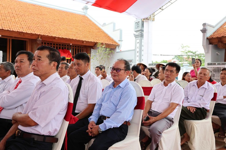 XÃ ĐA PHÚC - LỄ GẮN BIỂN CÔNG TRÌNH TU BỔ, TÔN TẠO ĐÌNH THÔN TRUNG- Ảnh 4.