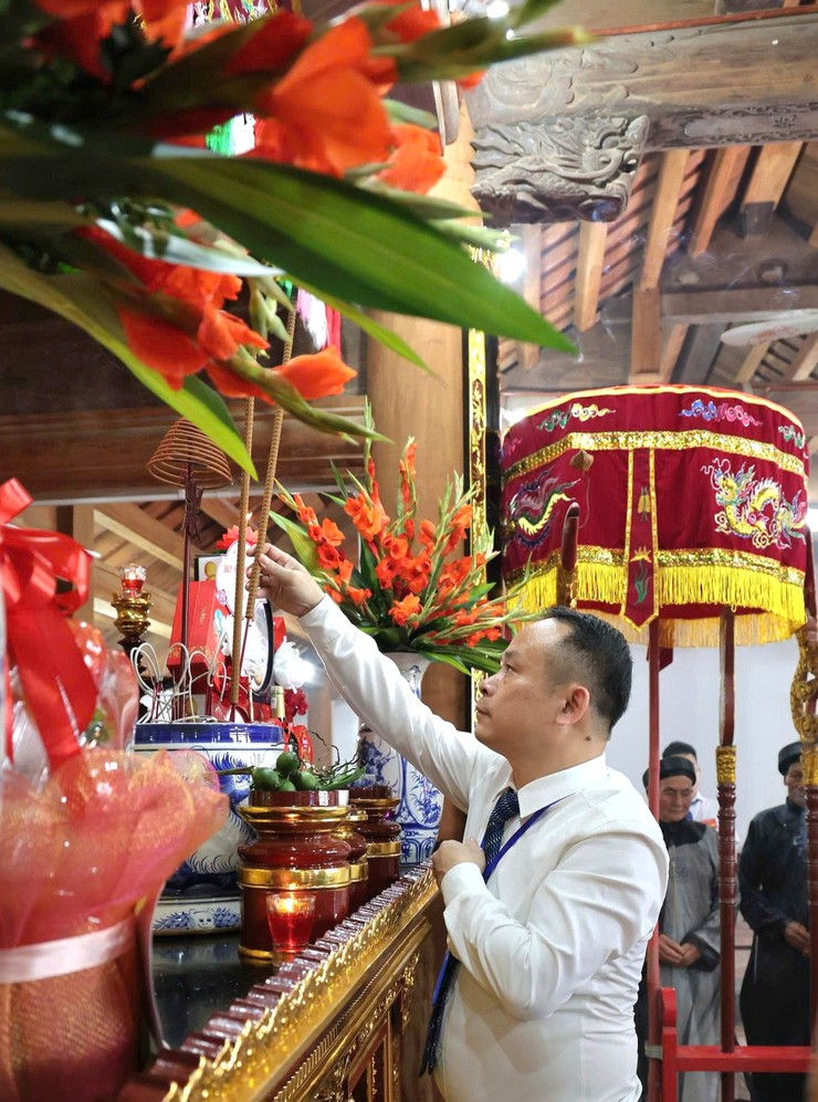 XÃ ĐA PHÚC - LỄ GẮN BIỂN CÔNG TRÌNH TU BỔ, TÔN TẠO ĐÌNH THÔN TRUNG- Ảnh 14.