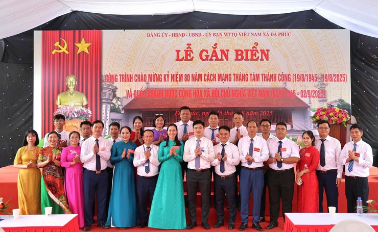 XÃ ĐA PHÚC - LỄ GẮN BIỂN CÔNG TRÌNH TU BỔ, TÔN TẠO ĐÌNH THÔN TRUNG- Ảnh 7.