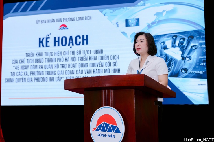 Phường Long Biên phát động hưởng ứng Chiến dịch “45 ngày đêm ra quân hỗ trợ hoạt động chuyển đổi số”- Ảnh 2.