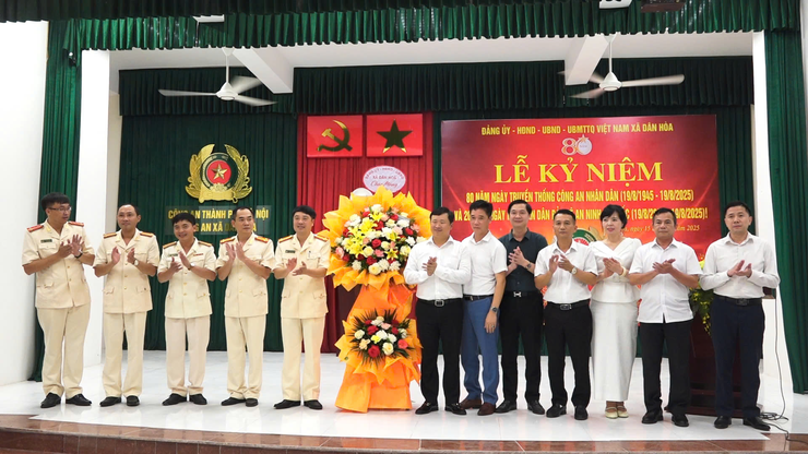 Xã Dân Hòa: Kỷ niệm 80 năm Ngày truyền thống Công an nhân dân Việt Nam (19/08/1945- 19/08/2025) và 20 năm Ngày hội toàn dân bảo vệ an ninh Tổ quốc (19/08/2005 – 19/08/2025) - Ảnh 1.