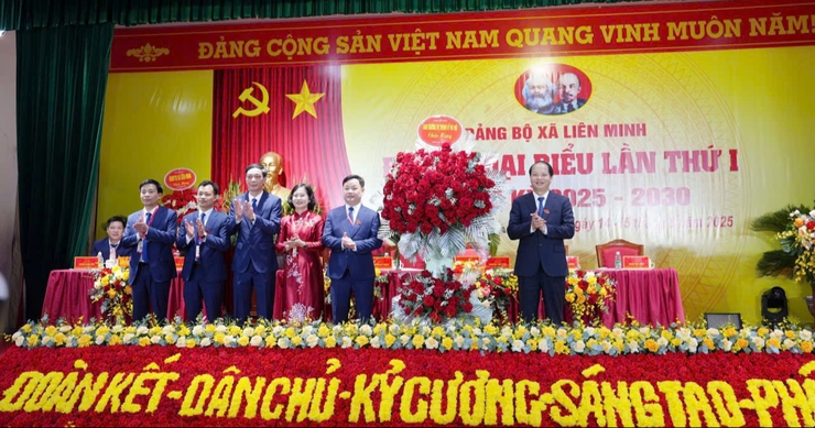 Đại hội Đảng bộ xã Liên Minh lần thứ I, nhiệm kỳ 2025 - 2030- Ảnh 1.