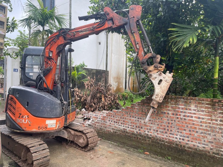 Tiếp tục có thêm 8 gia đình chung tay hiến đất mở rộng ngõ 3, thôn Bướm, xã Phúc Thọ- Ảnh 3.