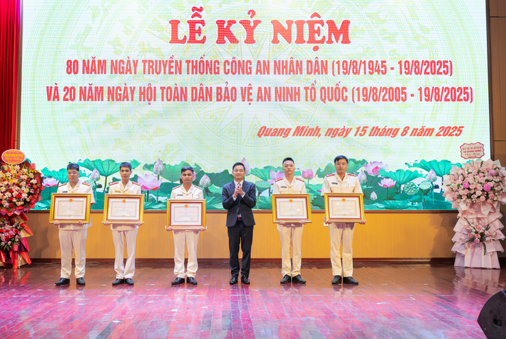 Xã Quang Minh kỷ niệm 80 năm Ngày truyền thống lực lượng Công an nhân dân Việt Nam- Ảnh 7.