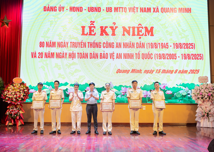 Xã Quang Minh kỷ niệm 80 năm Ngày truyền thống lực lượng Công an nhân dân Việt Nam- Ảnh 8.