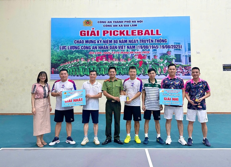 Công an xã Gia Lâm tổ chức giải Pickleball chào mừng kỷ niệm 80 năm Ngày truyền thống Công an nhân dân Việt Nam- Ảnh 3.