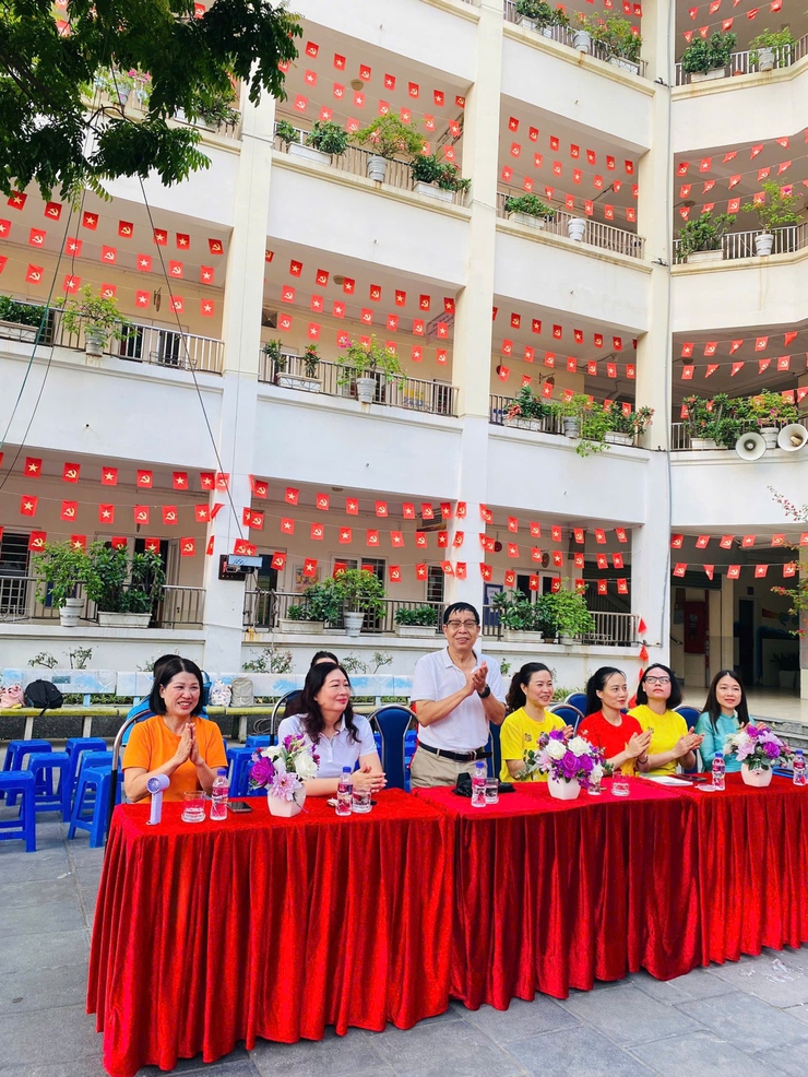 NGÀY HỘI THỂ THAO LIÊN TRƯỜNG KHỐI THCS PHƯỜNG CẦU GIẤY LẦN THỨ NHẤT NĂM 2025- Ảnh 2.