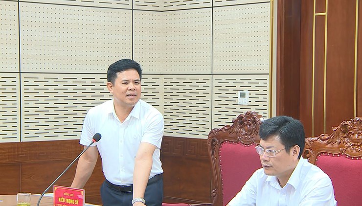 Thường trực Đảng uỷ xã Phúc Thọ nghe báo cáo công tác Giáo dục và Đào tạo, công tác chuẩn bị năm học 2025-2026- Ảnh 3.