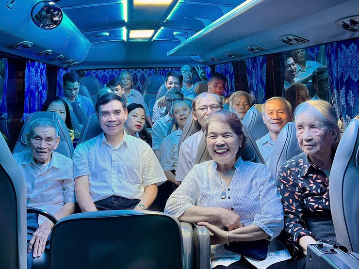 Phú Xuyên: Bảo đảm tiến độ cấp đổi thẻ đảng viên- Ảnh 6.