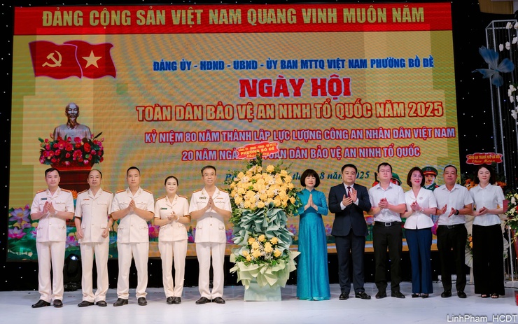 Ngày hội toàn dân bảo vệ an ninh Tổ quốc tại Bồ Đề: Lan tỏa sức mạnh đoàn kết vì bình yên cuộc sống- Ảnh 2.