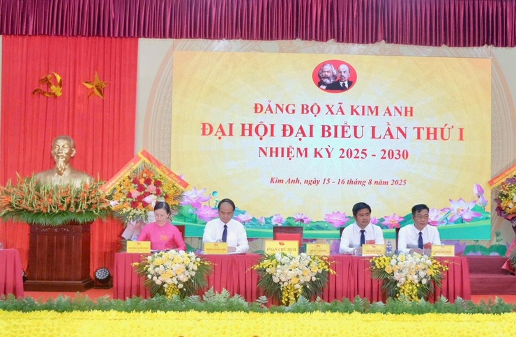 Đại hội đại biểu Đảng bộ xã Kim Anh lần thứ I, nhiệm kỳ 2025-2030: Phát huy tinh thần tự lực, xây dựng xã Kim Anh văn minh, hiện đại, hạnh phúc.- Ảnh 4.
