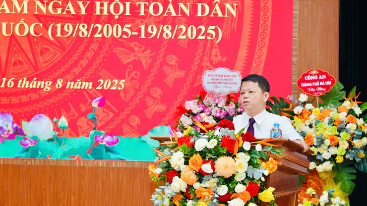 Trang trọng Lễ kỷ niệm 80 năm Ngày truyền thống Công an nhân dân và 20 năm Ngày hội Toàn dân bảo vệ an ninh Tổ quốc.- Ảnh 2.