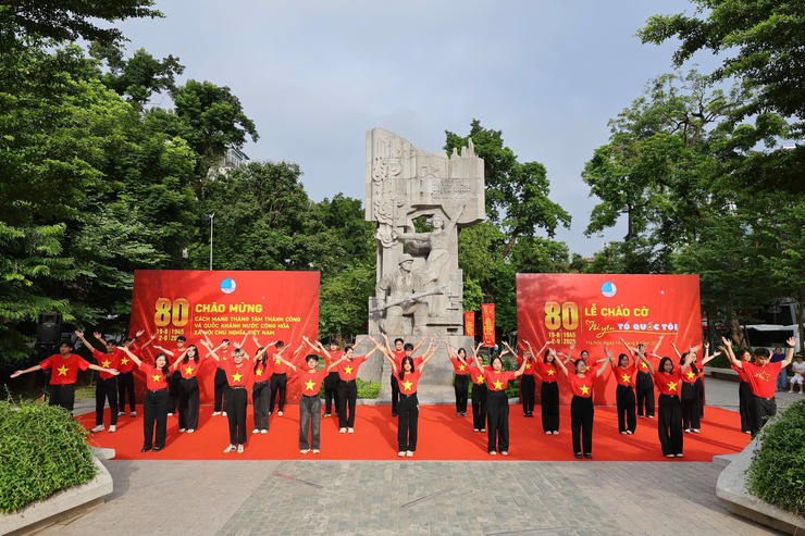 Tuổi trẻ phường Ngọc Hà đăng cai Lễ chào cờ "Tôi yêu Tổ quốc tôi" cấp Trung ương- Ảnh 9.