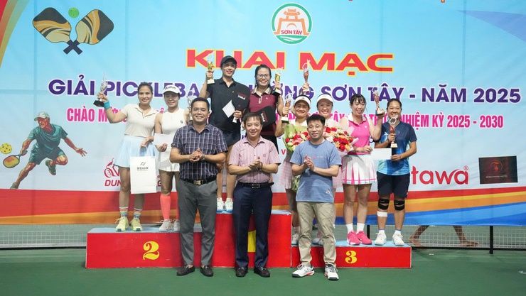 76 VẬN ĐỘNG VIÊN THAM GIA TRANH TÀI TẠI GIẢI PICKLEBALL PHƯỜNG SƠN TÂY NĂM 2025
- Ảnh 2.