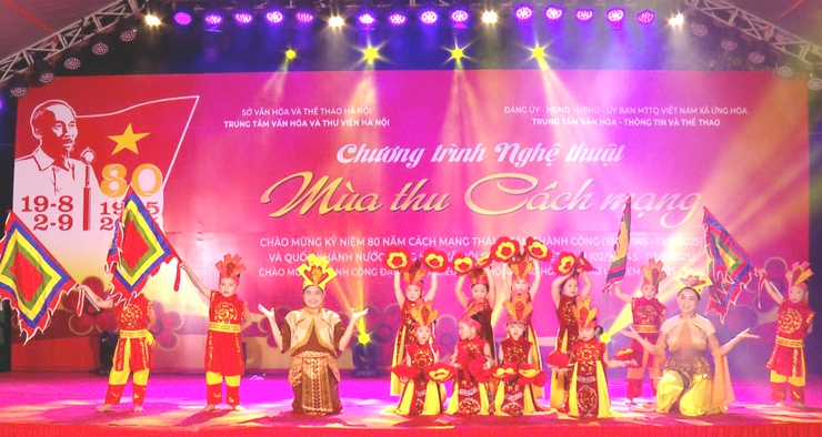 Ứng Hoà: Chào mừng thành công Đại hội đại biểu Đảng bộ xã lần thứ nhất, 80 năm cách mạng tháng Tám và Quốc khánh 2/9.- Ảnh 4.