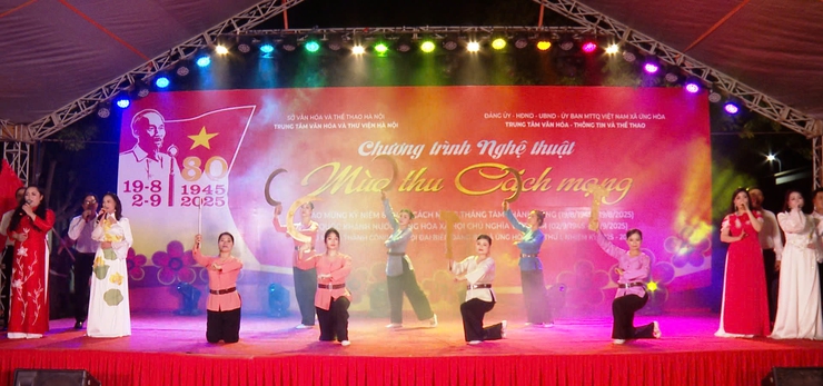 Ứng Hoà: Chào mừng thành công Đại hội đại biểu Đảng bộ xã lần thứ nhất, 80 năm cách mạng tháng Tám và Quốc khánh 2/9.- Ảnh 11.